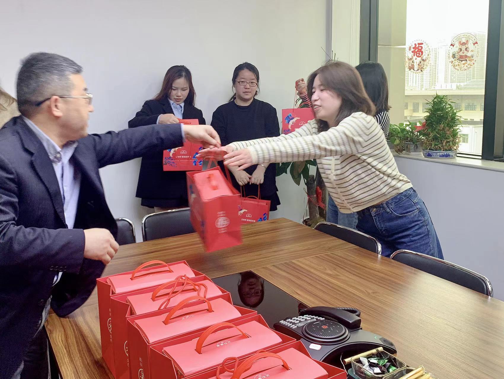 b5a39664b377cd757380e4c25d57e24.jpg b5a39664b377cd757380e4c25d57e24.jpg