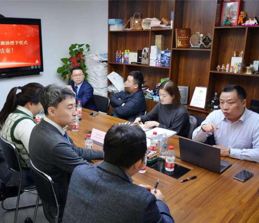 202504_凯恩拓朴网站素材_股权激励照_陆俊.jpg